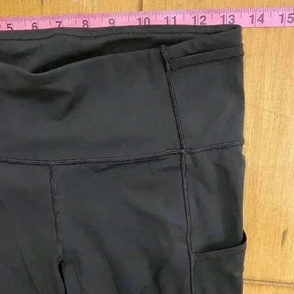 Lululemon Women’s Leggings Crop wide activewear yoga exercise Athleisure 4 - Picture 2 of 16